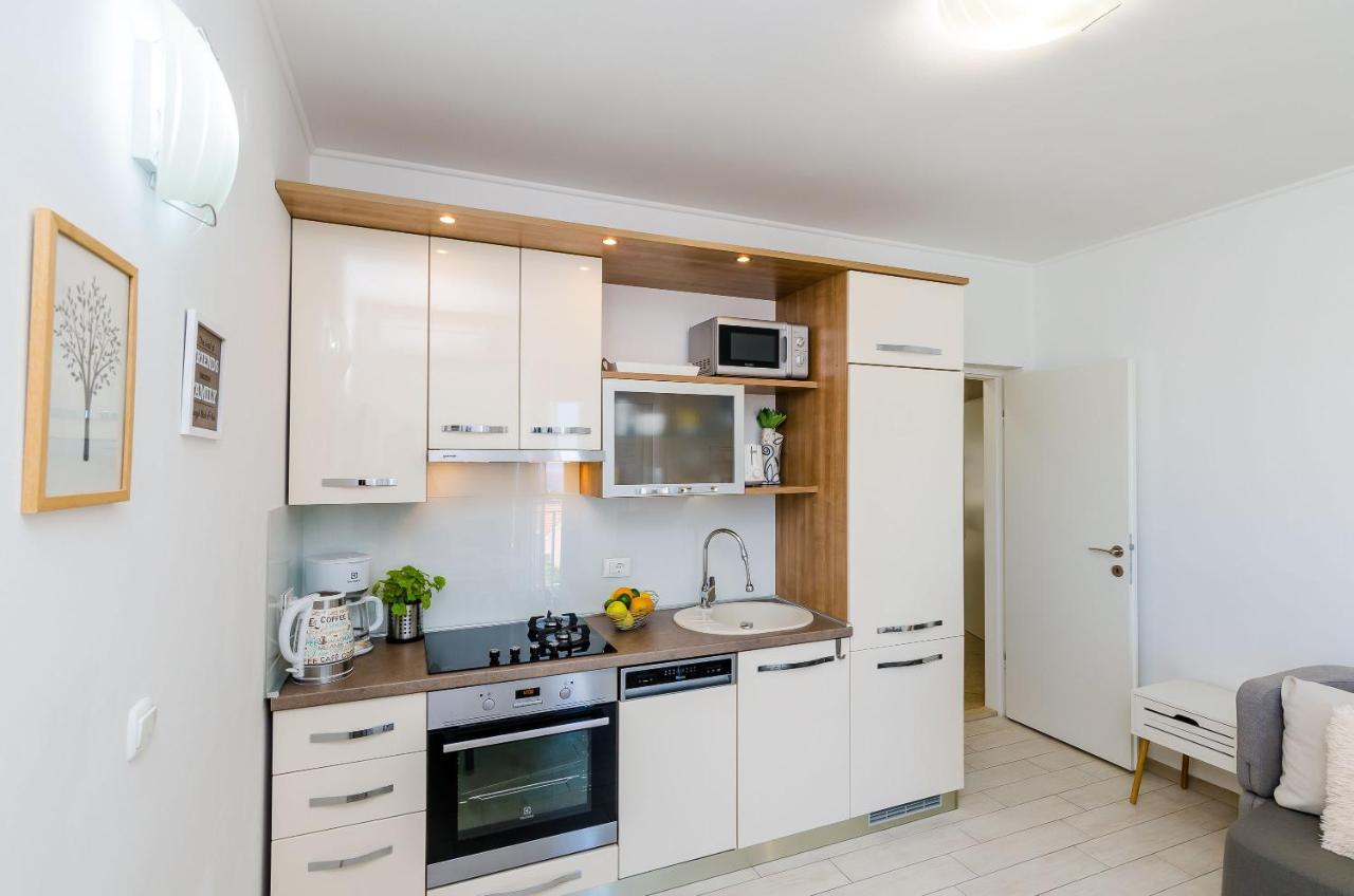 Adriatic Sunny Apartments มลินี ภายนอก รูปภาพ